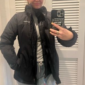 Columbia Sportswear jacket! Size small! Super warm and comfy.